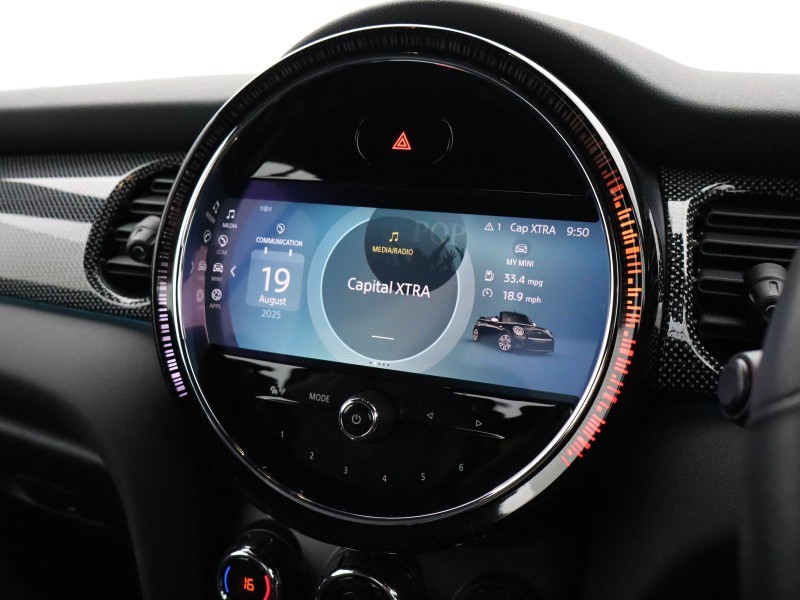 2022 (72) MINI CONVERTIBLE 1.5 Cooper Exclusive 2dr Auto 4471030