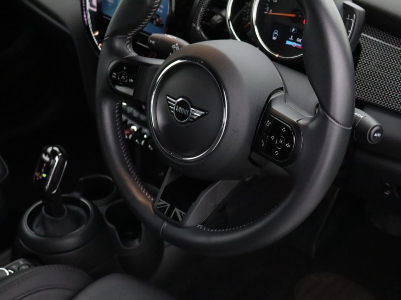 2022 (72) MINI CONVERTIBLE 1.5 Cooper Exclusive 2dr Auto 4471029