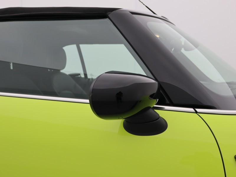 2022 (72) MINI CONVERTIBLE 1.5 Cooper Exclusive 2dr Auto 4471021