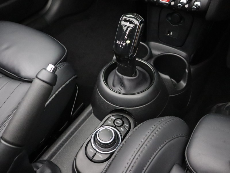 2022 (72) MINI CONVERTIBLE 1.5 Cooper Exclusive 2dr Auto 4471046