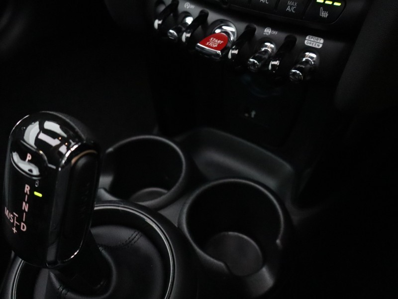 2022 (72) MINI CONVERTIBLE 1.5 Cooper Exclusive 2dr Auto 4471043