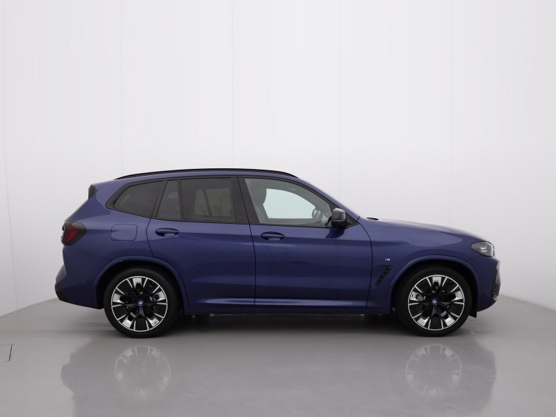 2022 (22) BMW iX3 210kW M Sport Pro 80kWh 5dr Auto 4888939