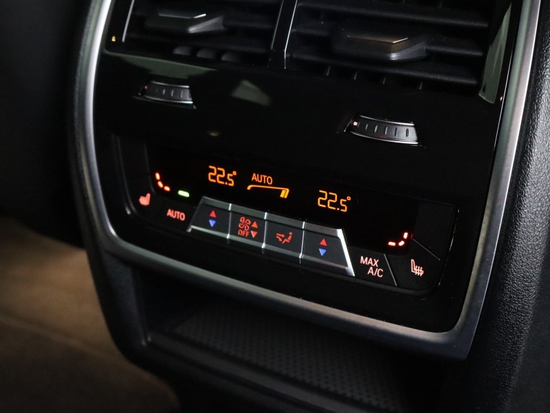 2025 (25) BMW XM 5dr Auto 4684083