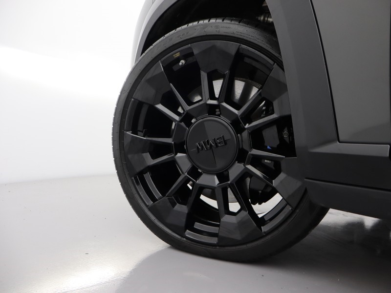 2025 (25) BMW XM 5dr Auto 4684063