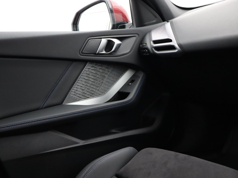 2025 (25) BMW 1 SERIES 120 M Sport 5dr Step Auto 4810376