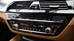 2022 (72) BMW 5 SERIES 530d xDrive MHT M Sport 4dr Auto 4584936