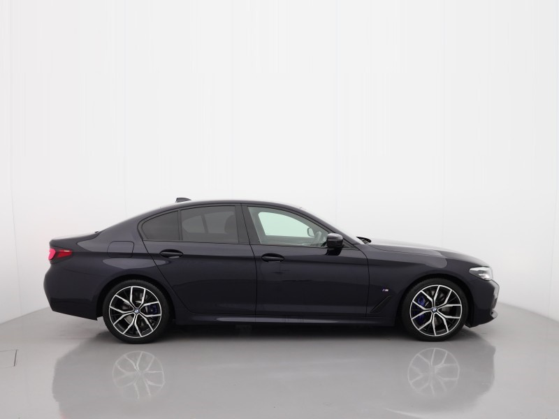 2022 (72) BMW 5 SERIES 530d xDrive MHT M Sport 4dr Auto 4584901