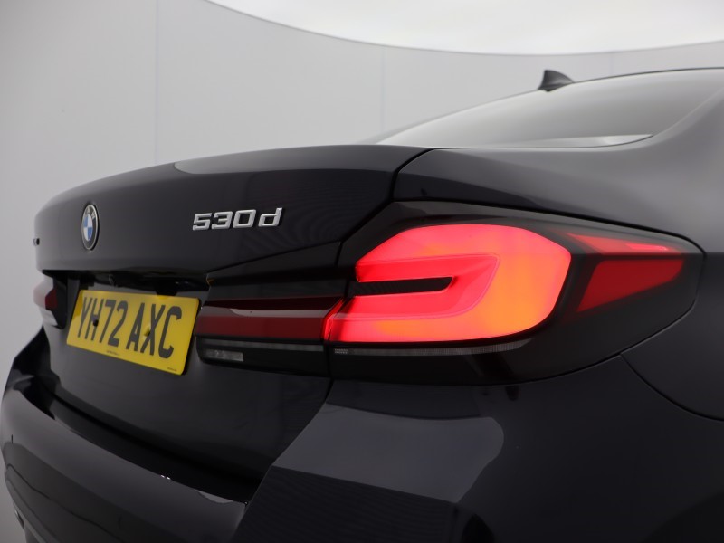 2022 (72) BMW 5 SERIES 530d xDrive MHT M Sport 4dr Auto 4584905
