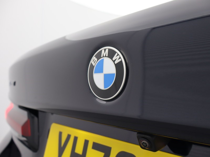 2022 (72) BMW 5 SERIES 530d xDrive MHT M Sport 4dr Auto 4584907