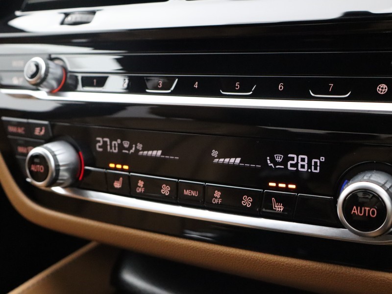 2022 (72) BMW 5 SERIES 530d xDrive MHT M Sport 4dr Auto 4584943