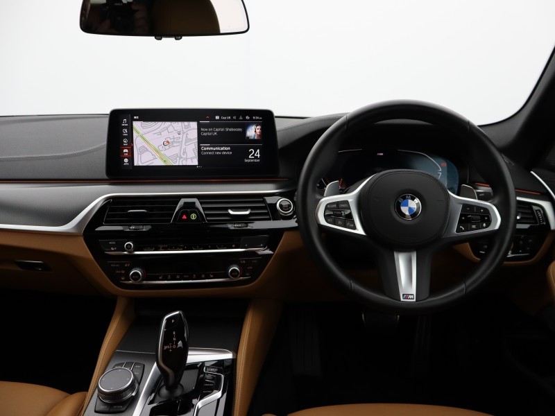 2022 (72) BMW 5 SERIES 530d xDrive MHT M Sport 4dr Auto 4584922