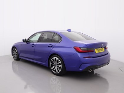 2021 (71) BMW 3 SERIES 318i M Sport 4dr Step Auto