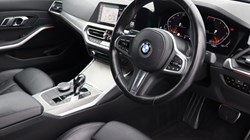 2021 (71) BMW 3 SERIES 318i M Sport 4dr Step Auto 4639676