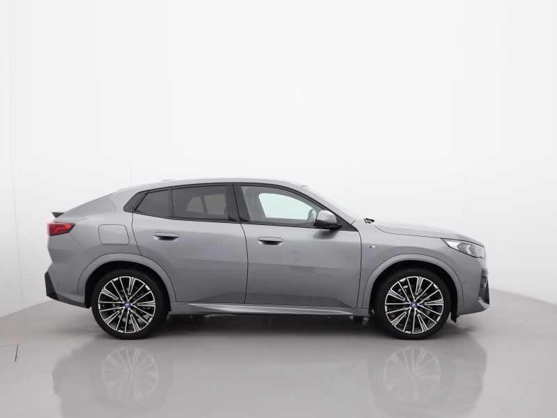 2025 (75) BMW iX2 150kW eDrive20 M Sport 65kWh 5dr Auto 4862503