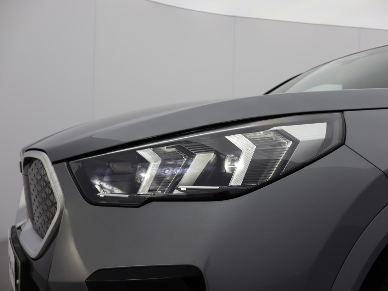 2025 (75) BMW iX2 150kW eDrive20 M Sport 65kWh 5dr Auto 4862514