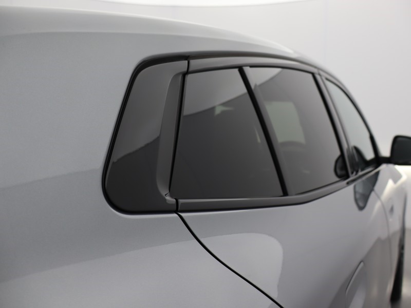 2025 (75) BMW iX2 150kW eDrive20 M Sport 65kWh 5dr Auto 4862511