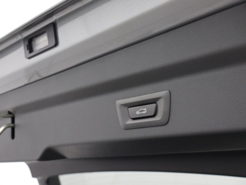 2025 (75) BMW iX2 150kW eDrive20 M Sport 65kWh 5dr Auto 4862510