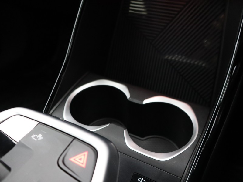 2025 (75) BMW iX2 150kW eDrive20 M Sport 65kWh 5dr Auto 4862535