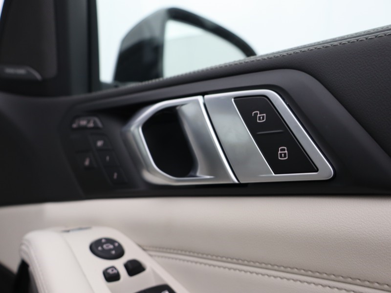 2025 (75) BMW X7 xDrive40d MHT M Sport 5dr Step Auto [6 Seat] 4915896