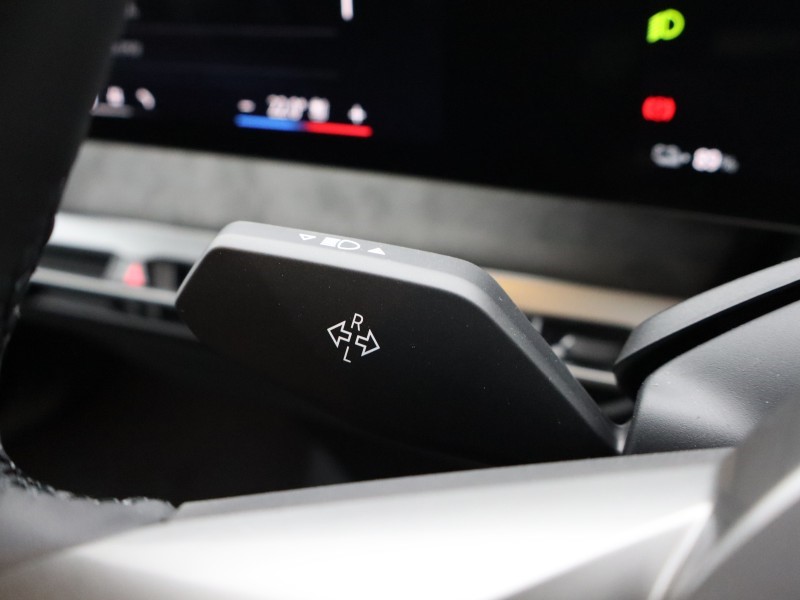 2025 (75) BMW iX 300kW xDrive45 M Sport 101kWh 5dr Auto 4848748