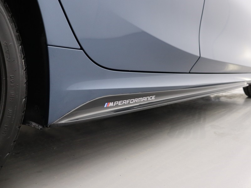 2025 (75) BMW 3 SERIES 330e 22.3 kWh M Sport 4dr Step Auto 5013978