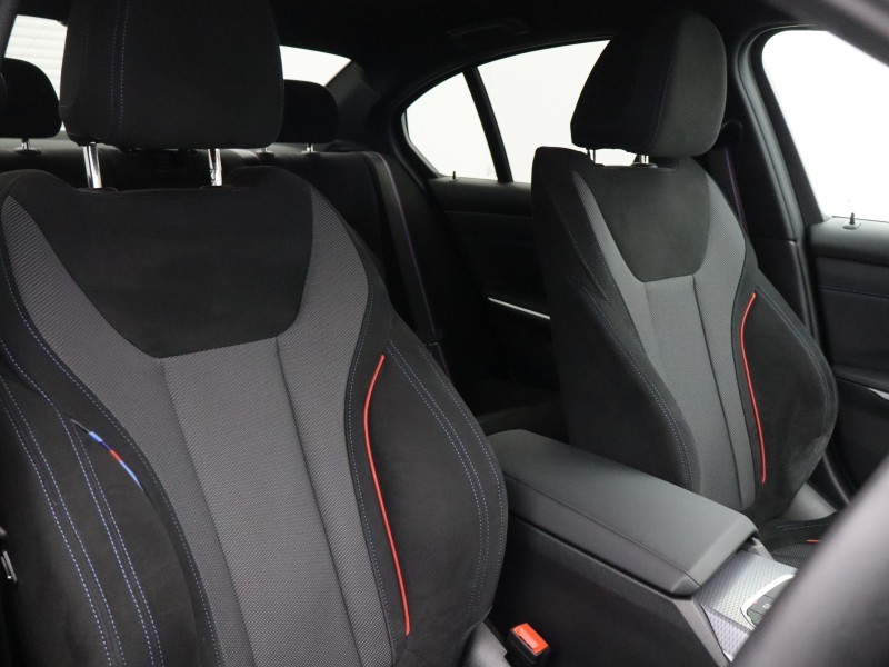 2025 (75) BMW 3 SERIES 330e 22.3 kWh M Sport 4dr Step Auto 5013996