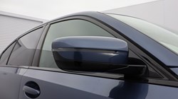 2025 (75) BMW 3 SERIES 330e 22.3 kWh M Sport 4dr Step Auto 5013976