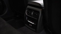 2025 (75) BMW 3 SERIES 330e 22.3 kWh M Sport 4dr Step Auto 5013982