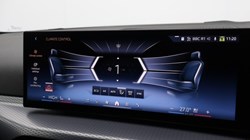 2025 (75) BMW 3 SERIES 330e 22.3 kWh M Sport 4dr Step Auto 5014011