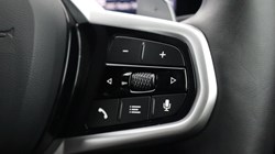 2025 (75) BMW 3 SERIES 330e 22.3 kWh M Sport 4dr Step Auto 5014016