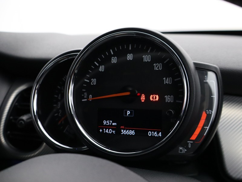 2022 (22) MINI HATCHBACK 1.5 Cooper Exclusive 5dr Auto 4653890