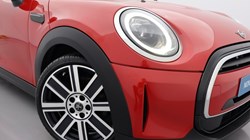 2022 (22) MINI HATCHBACK 1.5 Cooper Exclusive 5dr Auto 4653854