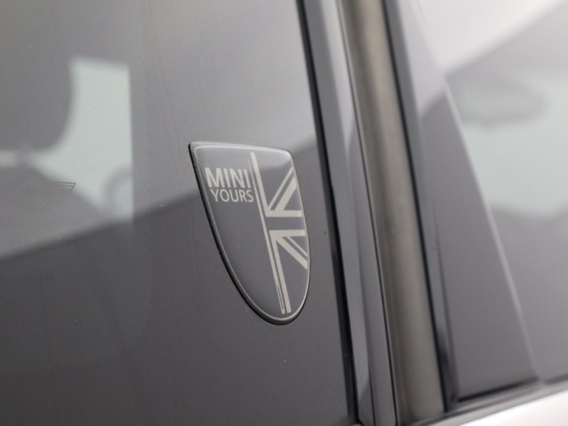 2022 (22) MINI HATCHBACK 1.5 Cooper Exclusive 5dr Auto 4653845