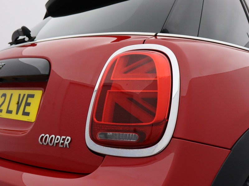 2022 (22) MINI HATCHBACK 1.5 Cooper Exclusive 5dr Auto 4653841