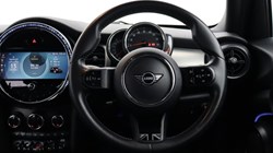 2022 (22) MINI HATCHBACK 1.5 Cooper Exclusive 5dr Auto 4653867