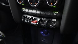 2022 (22) MINI HATCHBACK 1.5 Cooper Exclusive 5dr Auto 4653877