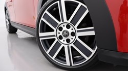 2022 (22) MINI HATCHBACK 1.5 Cooper Exclusive 5dr Auto 4653853