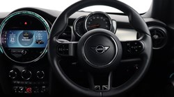 2022 (22) MINI HATCHBACK 1.5 Cooper Exclusive 5dr Auto 4684976