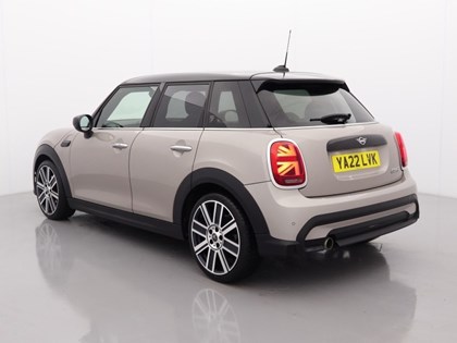 2022 (22) MINI HATCHBACK 1.5 Cooper Exclusive 5dr Auto