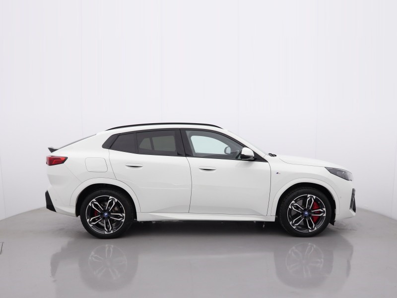 2025 (75) BMW iX2 150kW eDrive20 M Sport 65kWh 5dr Auto 5207710