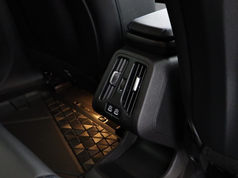 2025 (75) BMW iX2 150kW eDrive20 M Sport 65kWh 5dr Auto 5207728