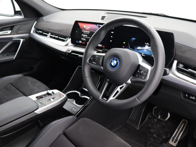 2025 (75) BMW iX2 150kW eDrive20 M Sport 65kWh 5dr Auto 5207723