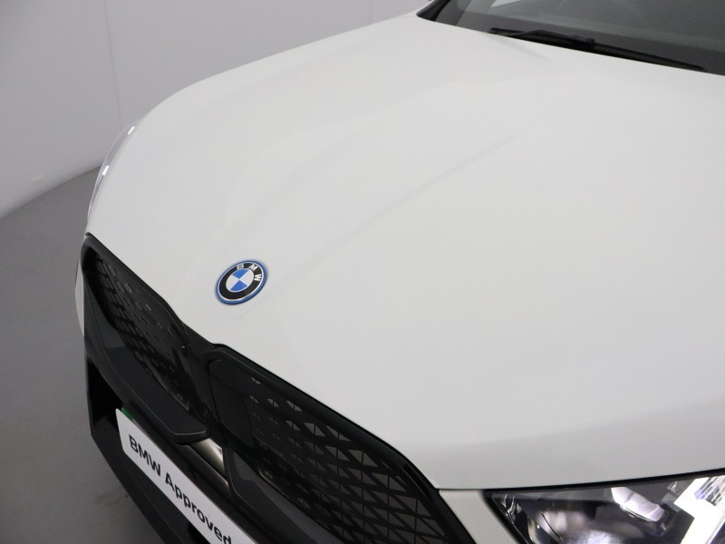 2025 (75) BMW iX2 150kW eDrive20 M Sport 65kWh 5dr Auto 5207720