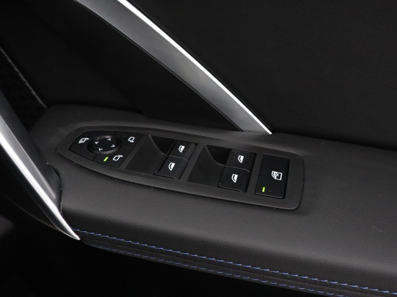 2025 (75) BMW iX2 150kW eDrive20 M Sport 65kWh 5dr Auto 5207744