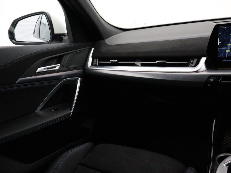 2025 (75) BMW iX2 150kW eDrive20 M Sport 65kWh 5dr Auto 5207742