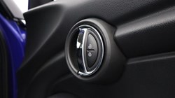 2019 (19) MINI HATCHBACK 1.5 Cooper Classic II 5dr 4696134