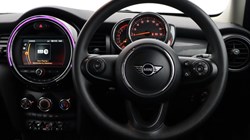 2019 (19) MINI HATCHBACK 1.5 Cooper Classic II 5dr 4696140