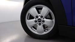 2019 (19) MINI HATCHBACK 1.5 Cooper Classic II 5dr 4696128