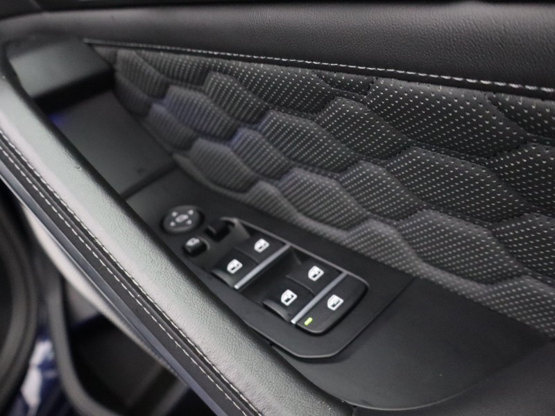 2022 (71) BMW X6 M xDrive  Competition 5dr Step Auto 4669688