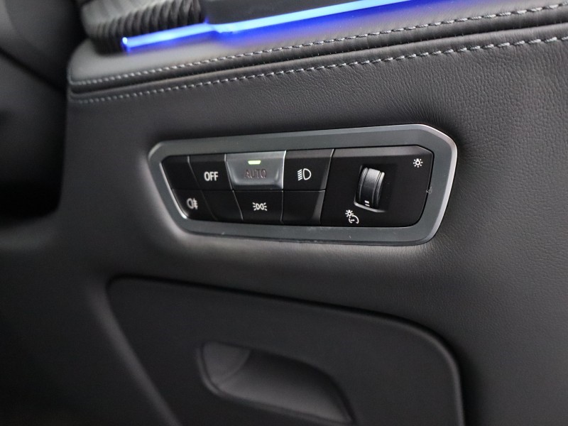 2022 (71) BMW X6 M xDrive  Competition 5dr Step Auto 4669684